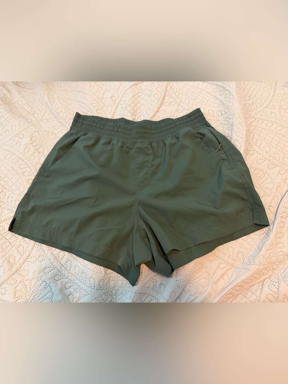 Old Navy green stretchtech shorts